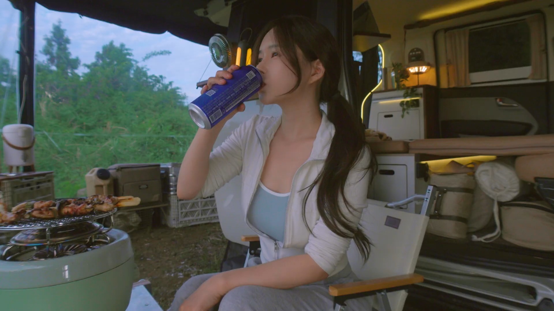 2025年世界青年发展论坛在苏州开幕